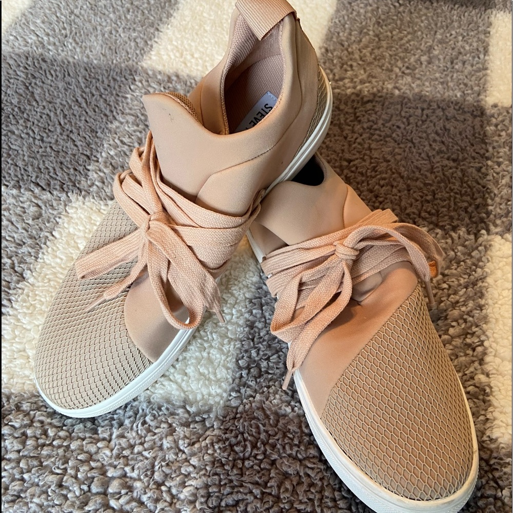 Steve Madden sneakers